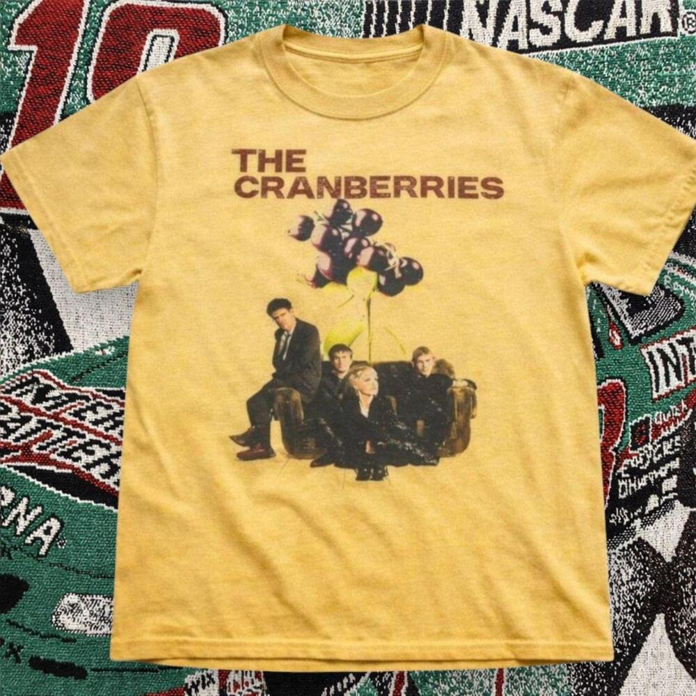 The Cranberries Balloon Photo Graphic Tee Daisy Unisex